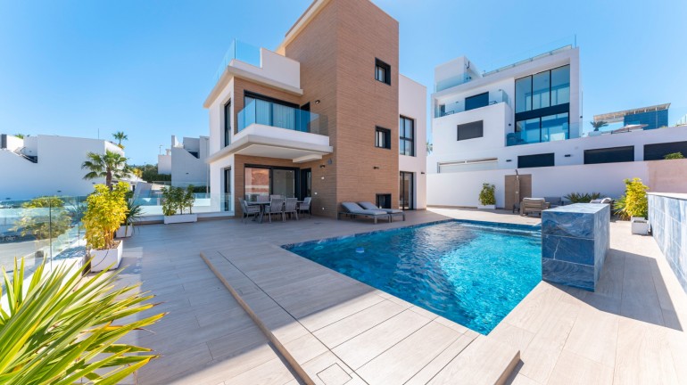 Resale - Villa - Orihuela Costa - Dehesa de campoamor